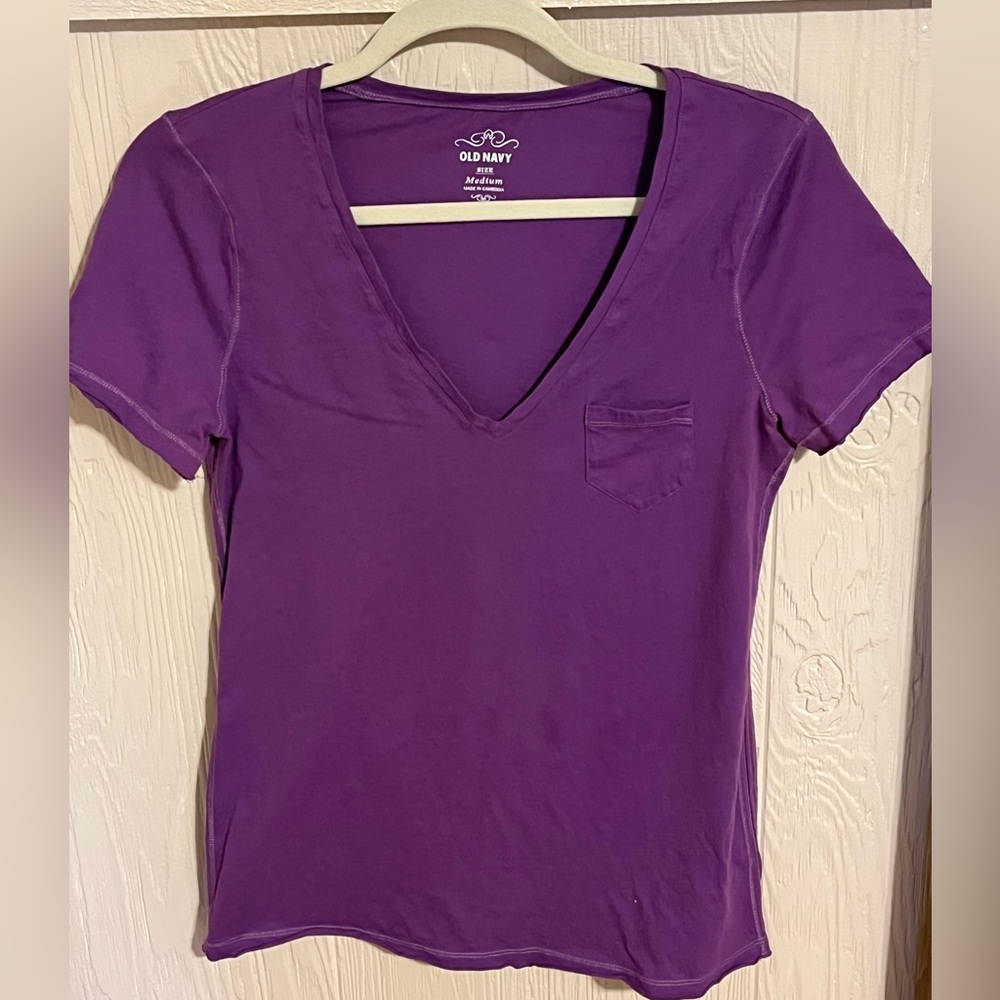 Old Navy Tshirt